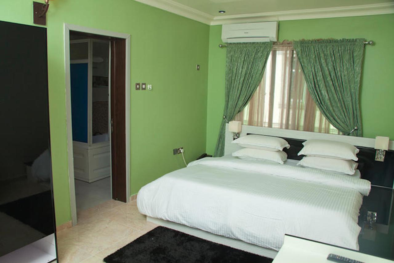 Milestone Hotel Ogombo Екстер'єр фото